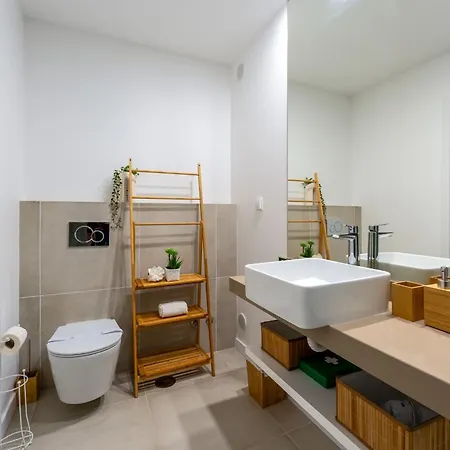 Appartement Oasis Mar 2 Bdr W/ Pool By Lovelystay