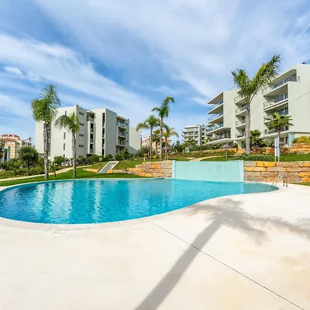 Apartment Oasis Mar 2 Bdr W/ Pool By Lovelystay Portimao
